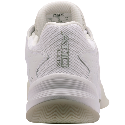 Zapatillas de Pádel NOX AT10 LUX Blanco/Gris