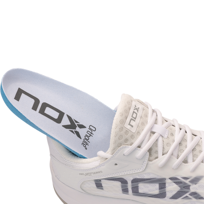 Zapatillas de Pádel NOX AT10 LUX Blanco/Gris