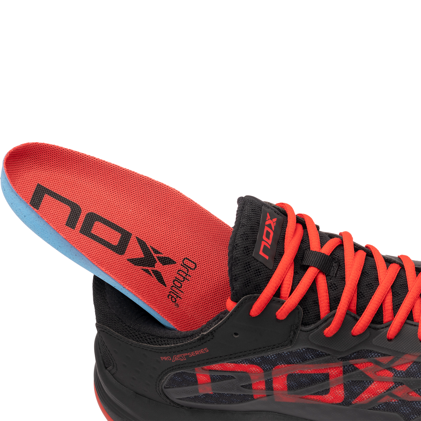 Zapatillas de Pádel NOX AT10 Lux 2025 Negro/Rojo by Agustín Tapia
