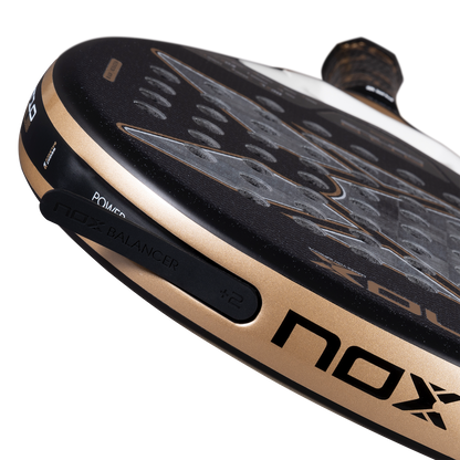 Pala Nox AT10 Genius 18K Alum Xtrem 2026 by Agustín Tapia