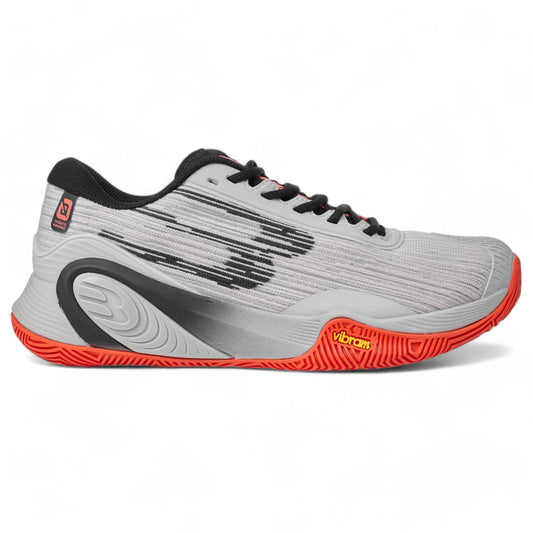 Zapatilla Bullpadel Hack Vibram 25V 2025 by Paquito Navarro Gris Claro